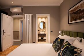 DOMUS 213 Guest House