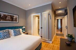 DOMUS 213 Guest House