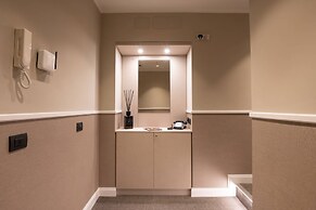 DOMUS 213 Guest House