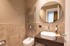 DOMUS 213 Guest House