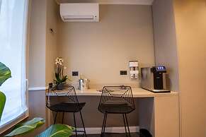 DOMUS 213 Guest House