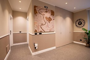 DOMUS 213 Guest House