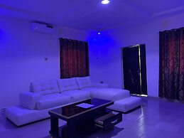 Lovely 2-bed Apartment in Ibeju Lekki