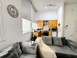 Captivating 2-bed Apartment in Liverpool