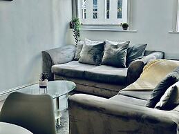 Captivating 2-bed Apartment in Liverpool