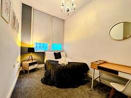 Captivating 2-bed Apartment in Liverpool