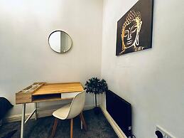 Captivating 2-bed Apartment in Liverpool