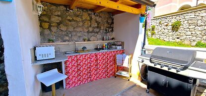 Tramonti Countryside Villa With Jacuzzi and Garden