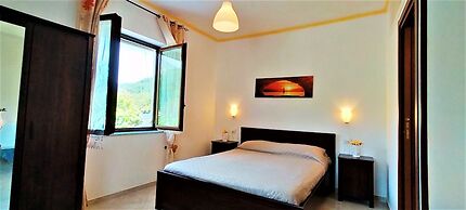 Tramonti Countryside Villa With Jacuzzi and Garden