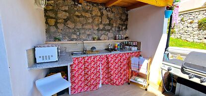 Tramonti Countryside Villa With Jacuzzi and Garden