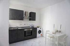 Stunning 2 Bedroom, 2 Bathroom apt St Julians