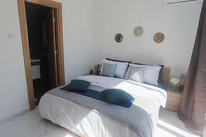 Stunning 2 Bedroom, 2 Bathroom apt St Julians