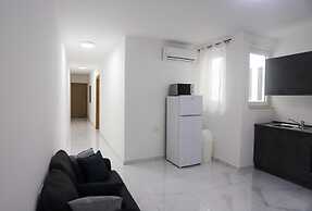 Stunning 2 Bedroom, 2 Bathroom apt St Julians