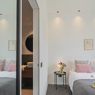 Piccola Como Lotus With 1 Bathrooms