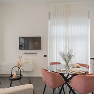 Piccola Como Lotus With 1 Bathrooms