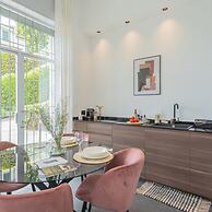 Piccola Como Lotus With 1 Bathrooms