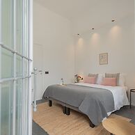 Piccola Como Lotus With 1 Bathrooms