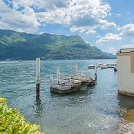 Piccola Como Lotus With 1 Bathrooms