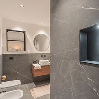 Piccola Como Lotus With 1 Bathrooms