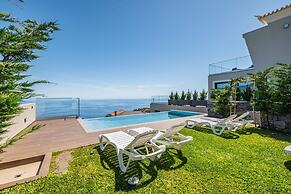 Sunshine Deluxe B by Madeira Sun Travel