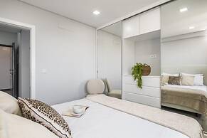 Sunshine Deluxe B by Madeira Sun Travel