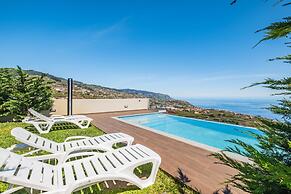 Sunshine Deluxe C by Madeira Sun Travel