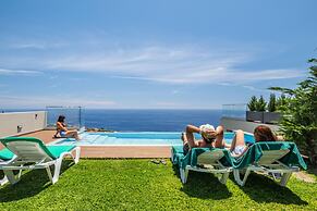 Sunshine Deluxe D by Madeira Sun Travel