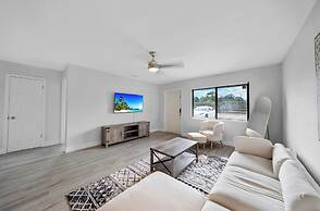 Lakeworth 2 Bedroom Home Free Parking