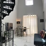 London-apartment-sleeps2-privateentrance