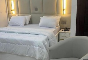 De Grand Hotel and Rooftop