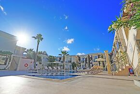 Ömer Aybak Beach Hotel