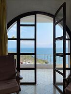 The Lakefront Panajachel by Tzanjuyu