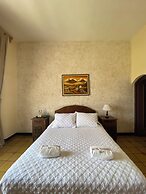 The Lakefront Panajachel by Tzanjuyu