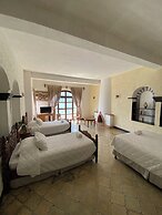 The Lakefront Panajachel by Tzanjuyu