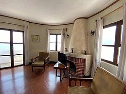 The Lakefront Panajachel by Tzanjuyu