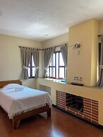 The Lakefront Panajachel by Tzanjuyu