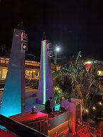 The Lakefront Panajachel by Tzanjuyu