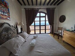 The Lakefront Panajachel by Tzanjuyu