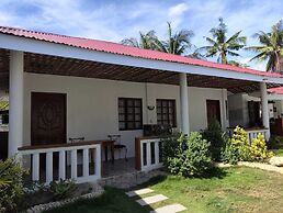 Bluewaves Resort -  Basdaku by Hiverooms