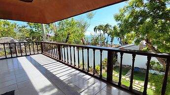 Bluewaves Resort -  Basdaku by Hiverooms