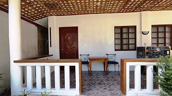 Bluewaves Resort -  Basdaku by Hiverooms
