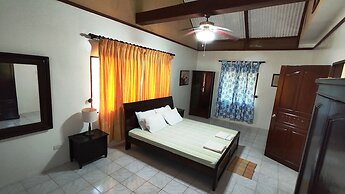 Bluewaves Resort -  Basdaku by Hiverooms