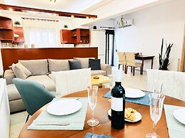 Sea Breeze Sanctuary-1bd 3pl 1ba - 90m To Sea