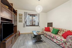 La Lanterna Swimming Pool Retreat