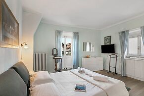 La Lanterna Swimming Pool Retreat