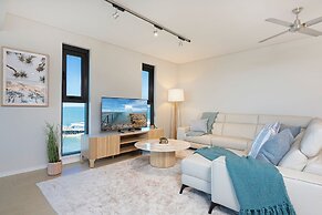 Darwin Waterfront Penthouse