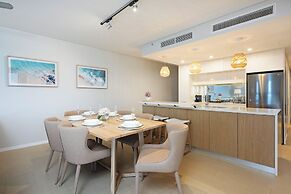 Darwin Waterfront Penthouse