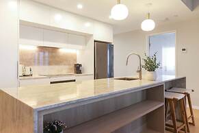 Darwin Waterfront Penthouse