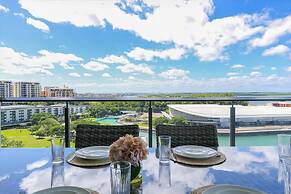 Darwin Waterfront Penthouse