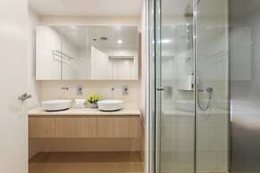 Darwin Waterfront Penthouse